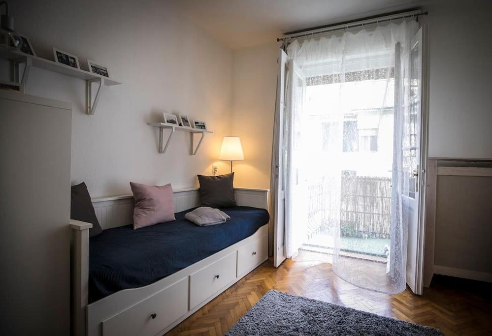 Parisian Soul In The Heart Of בודפשט מראה חיצוני תמונה